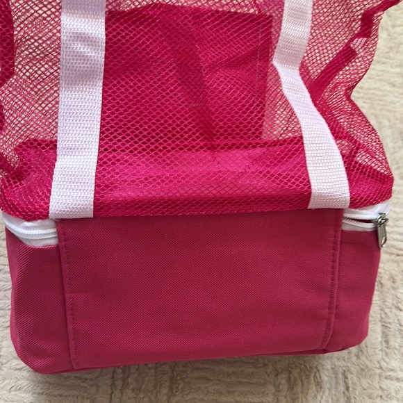 Brand new collectible T-Mobile Tuesdays insulated cooler mesh bag shopping tote - Picture 15 of 16